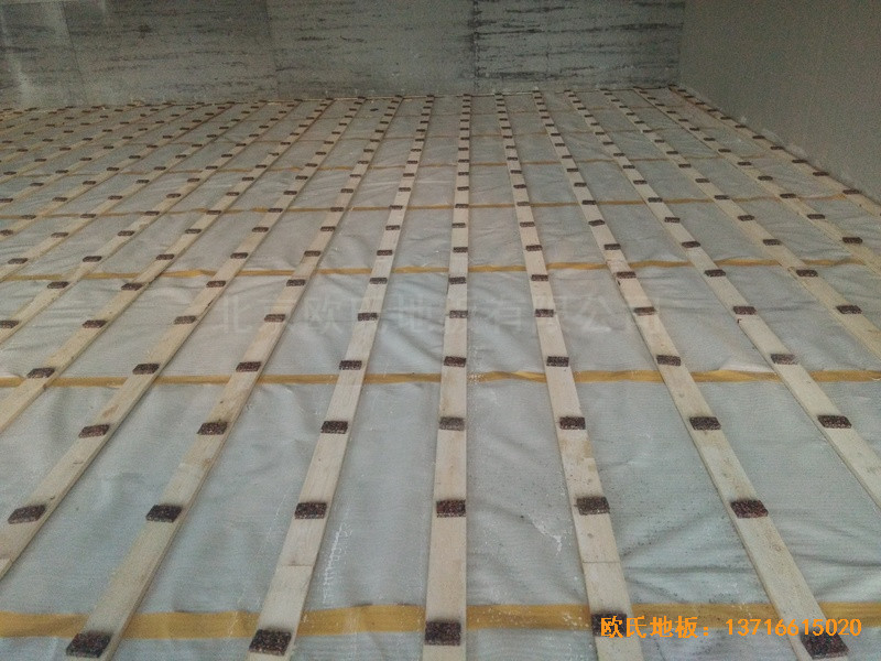 �R���w���赸�WУ�\��ľ�ذ尲�b����1