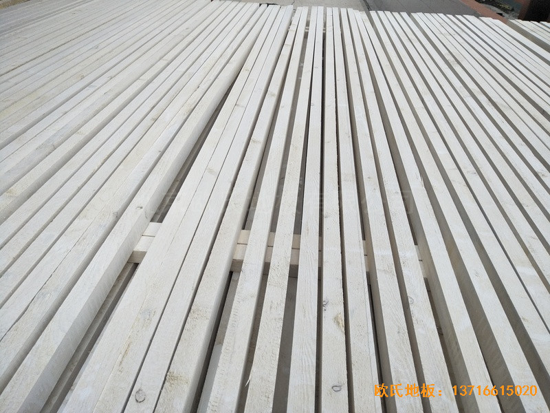 �Ϻ��ɽ��^(q��)�ܱ��W(xu��)У�\���^�\��ľ�ذ���O(sh��)����1