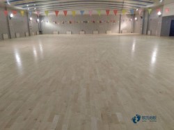 高品質(zhì)籃球木地板多少錢